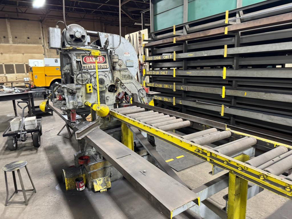 82025-11-04 12-01-43.jpg